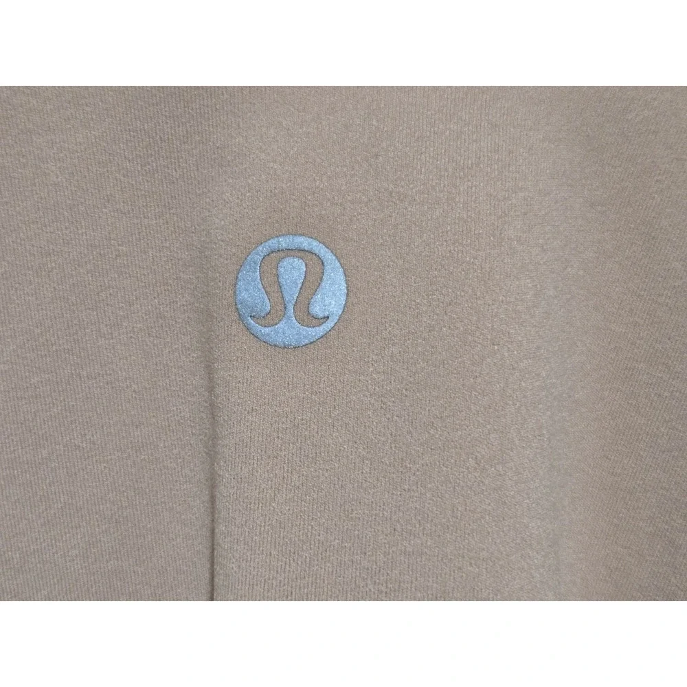 Lululemon‎ Women's Athletic Top Align Tee Beige Crop Scoop Nulu Yoga Pilates